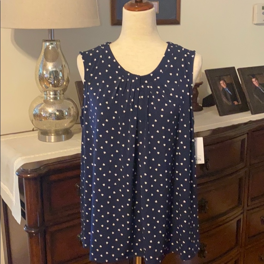 SOLD!!! Women’s new sleeveless blouse